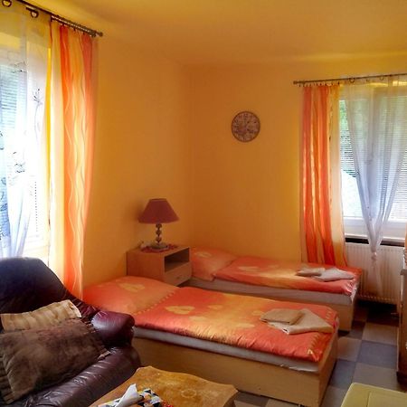 Villa Anastazis - Penzion Eden Карловы Вары Экстерьер фото